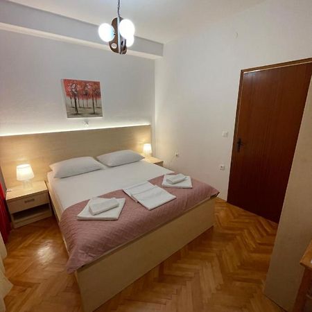 Apartmani Dragica Makarska Esterno foto