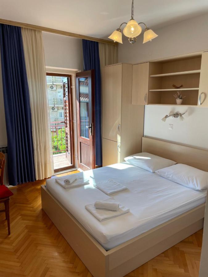 Apartmani Dragica Makarska Esterno foto