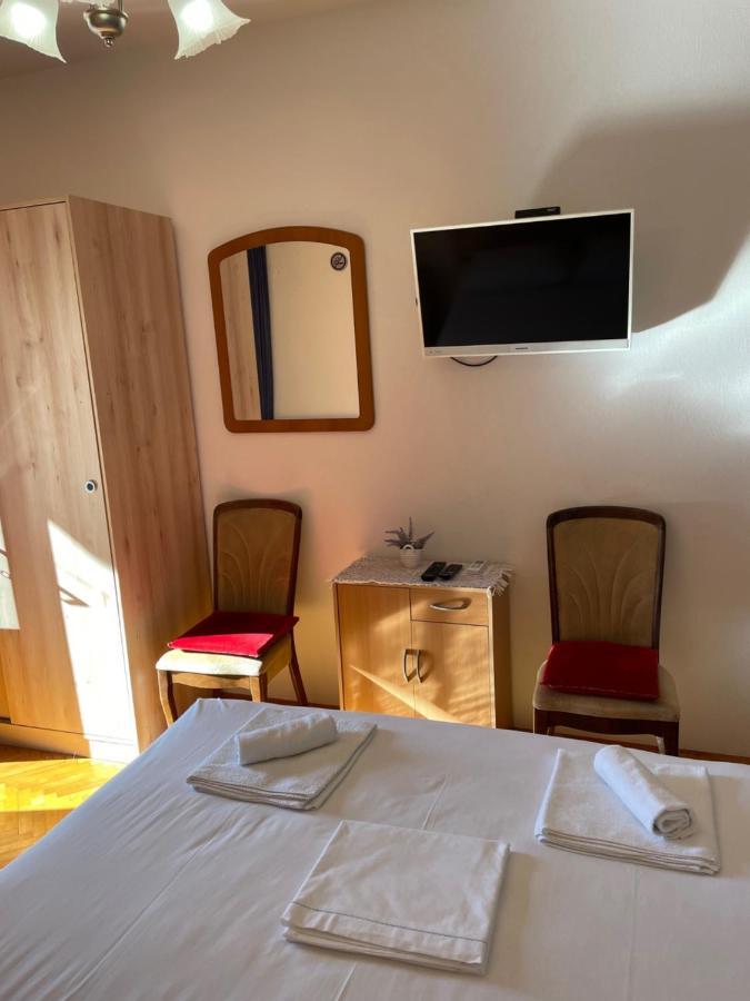 Apartmani Dragica Makarska Esterno foto