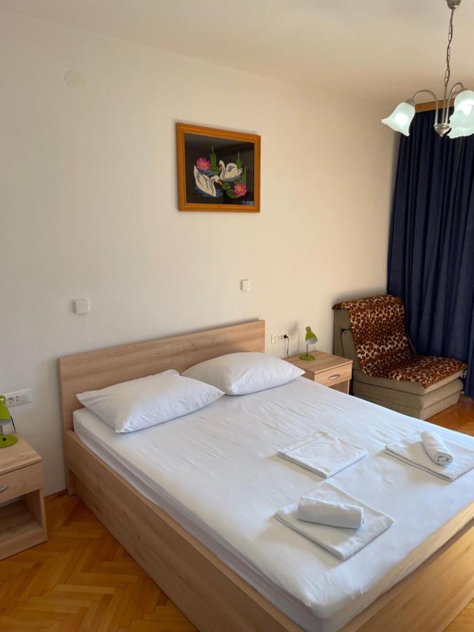 Apartmani Dragica Makarska Esterno foto