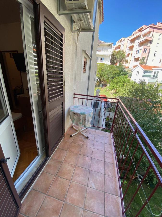 Apartmani Dragica Makarska Esterno foto