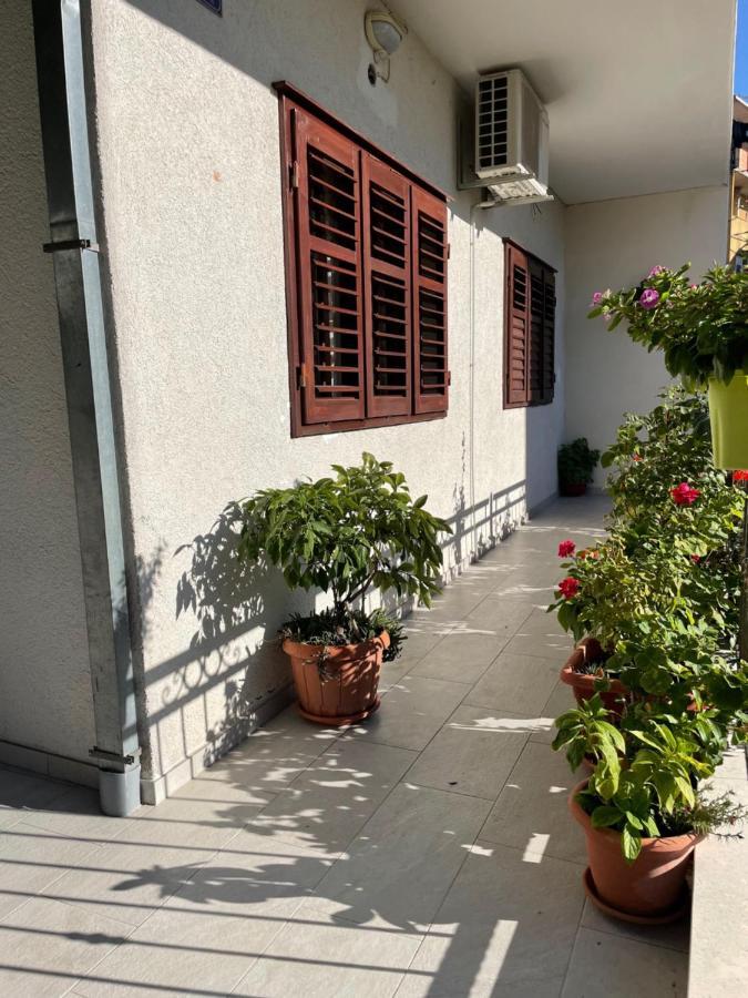Apartmani Dragica Makarska Esterno foto