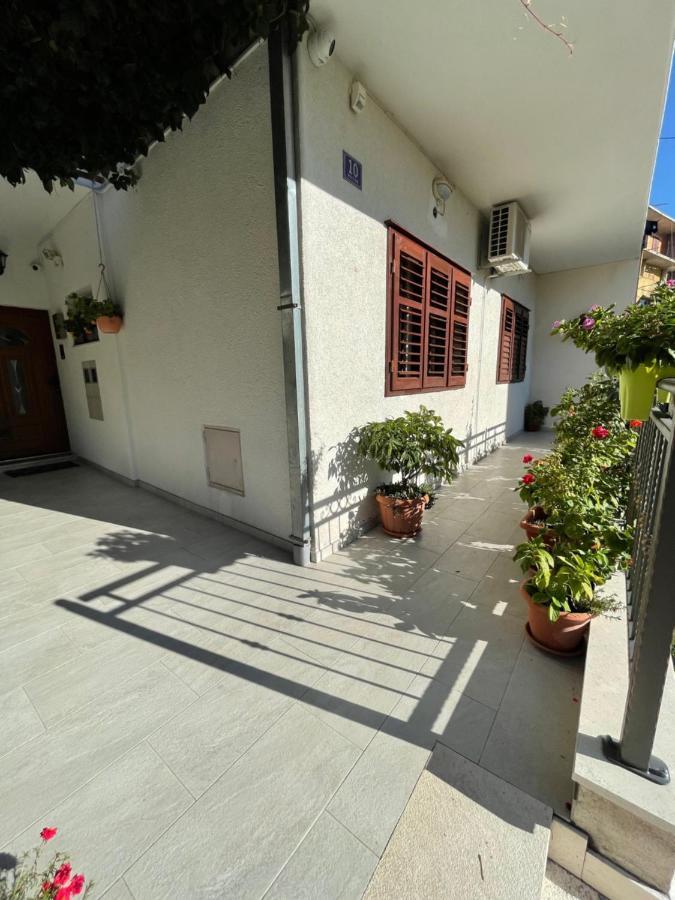 Apartmani Dragica Makarska Esterno foto