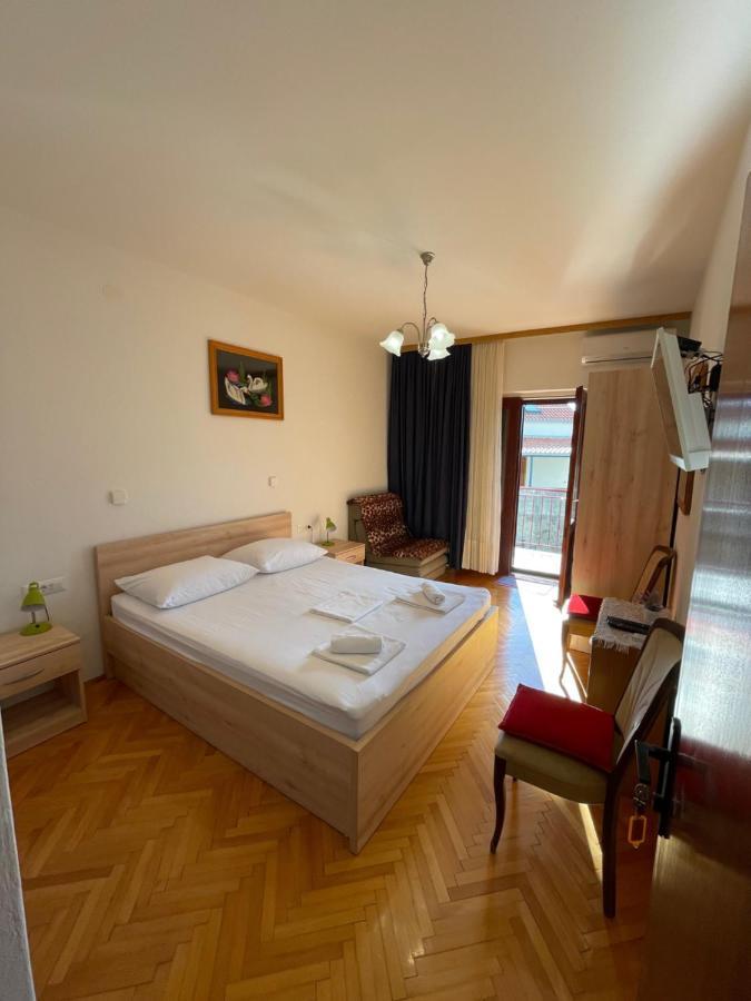 Apartmani Dragica Makarska Esterno foto
