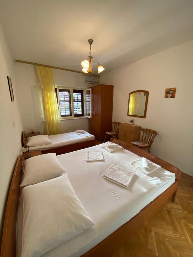 Apartmani Dragica Makarska Esterno foto
